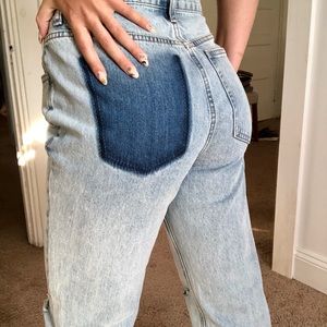 High-waisted mom jeans with so much potential 🦋🦋